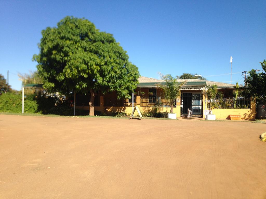 Carnarvon Caravan Park Eksteriør bilde